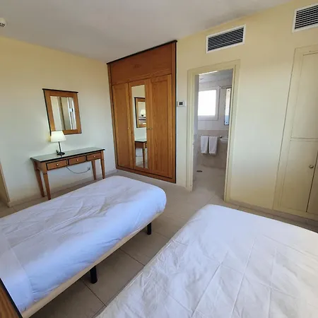 Apartment Pyr Beachfront And Pool 2bd