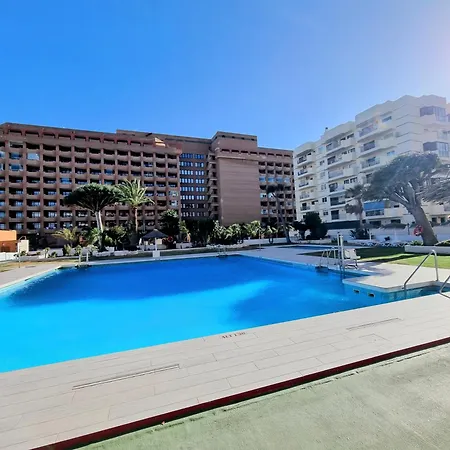 Pyr Beachfront And Pool 2bd Fuengirola