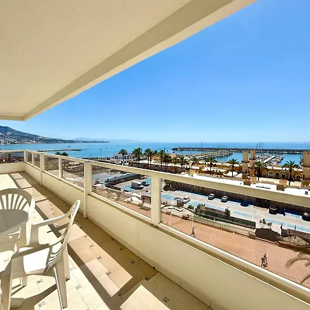 Pyr Beachfront And Pool Apartment Fuengirola