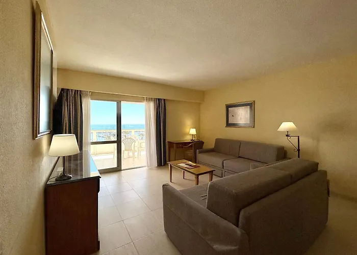 Pyr Beachfront And Pool Fuengirola