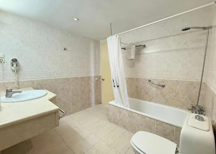 Apartment Pyr Beachfront And Pool *