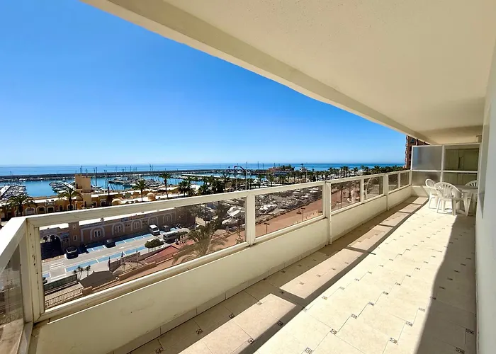 Apartment Pyr Beachfront And Pool Fuengirola