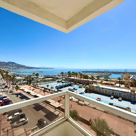 Pyr Beachfront And Pool Fuengirola