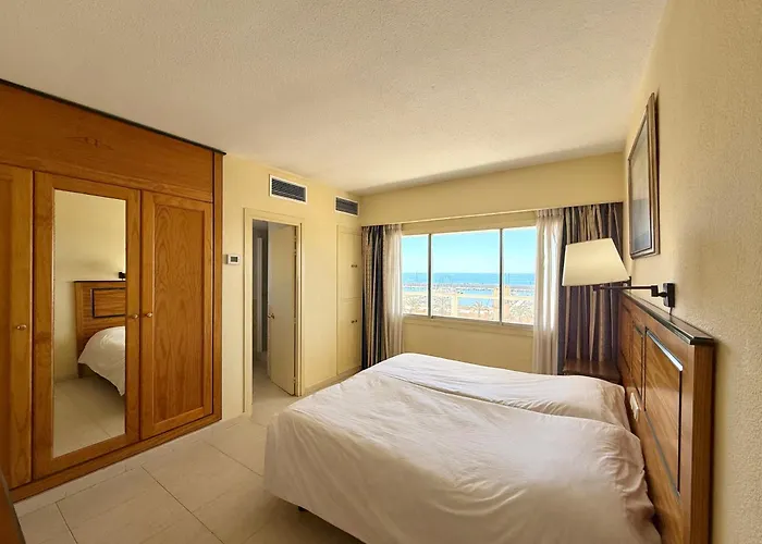 Pyr Beachfront And Pool